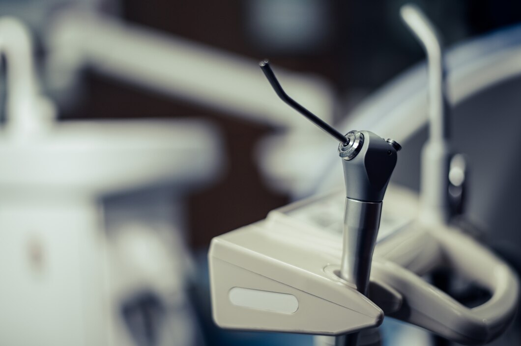 Jak skutecznie zastosować jednoskładnikowe systemy światłoutwardzalne w stomatologii?